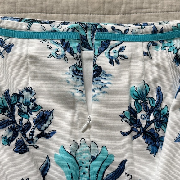 Talbots Blue and White Floral Pencil Skirt - Picture 4 of 5